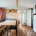 홀리데이파크 Euro Mobil B16