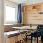 Euro Mobil B16 홀리데이파크