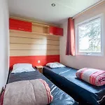 홀리데이파크 Euro Mobil B16