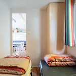 Euro Mobil B16 홀리데이파크 3*