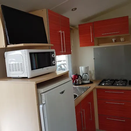 Euro Mobil B16 홀리데이파크 *